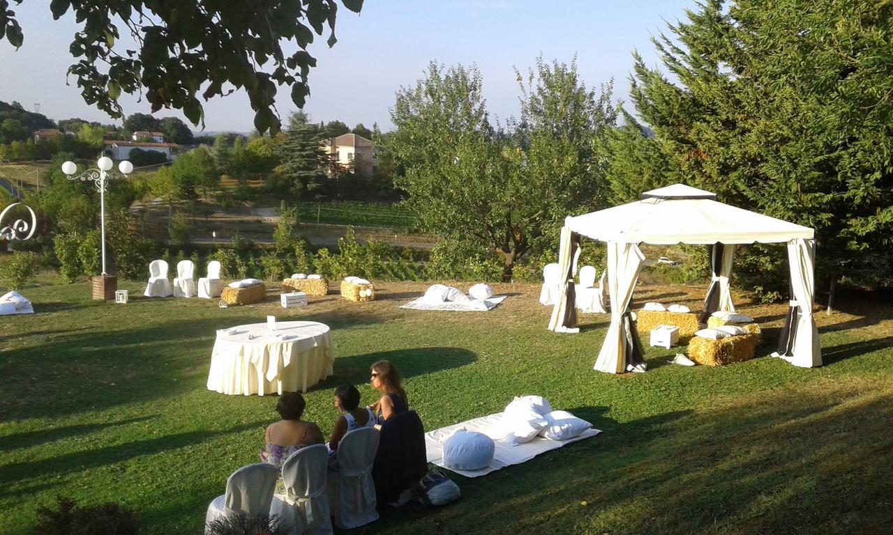 Villa Pallavicini B&B Serravalle Scrivia Kültér fotó